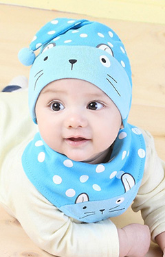 เซ็ตหมวกเด็กเล็กยอดแหลมลายจุดหน้าแมวเหมียวมาพร้อมผ้ากันเปื้อน