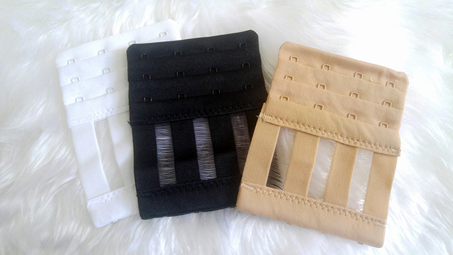 ตะขอต่อสายเสื้อชั้นในแบบมีสายยืดแบบผ้าโปร่ง แบบ 4 ตะขอ